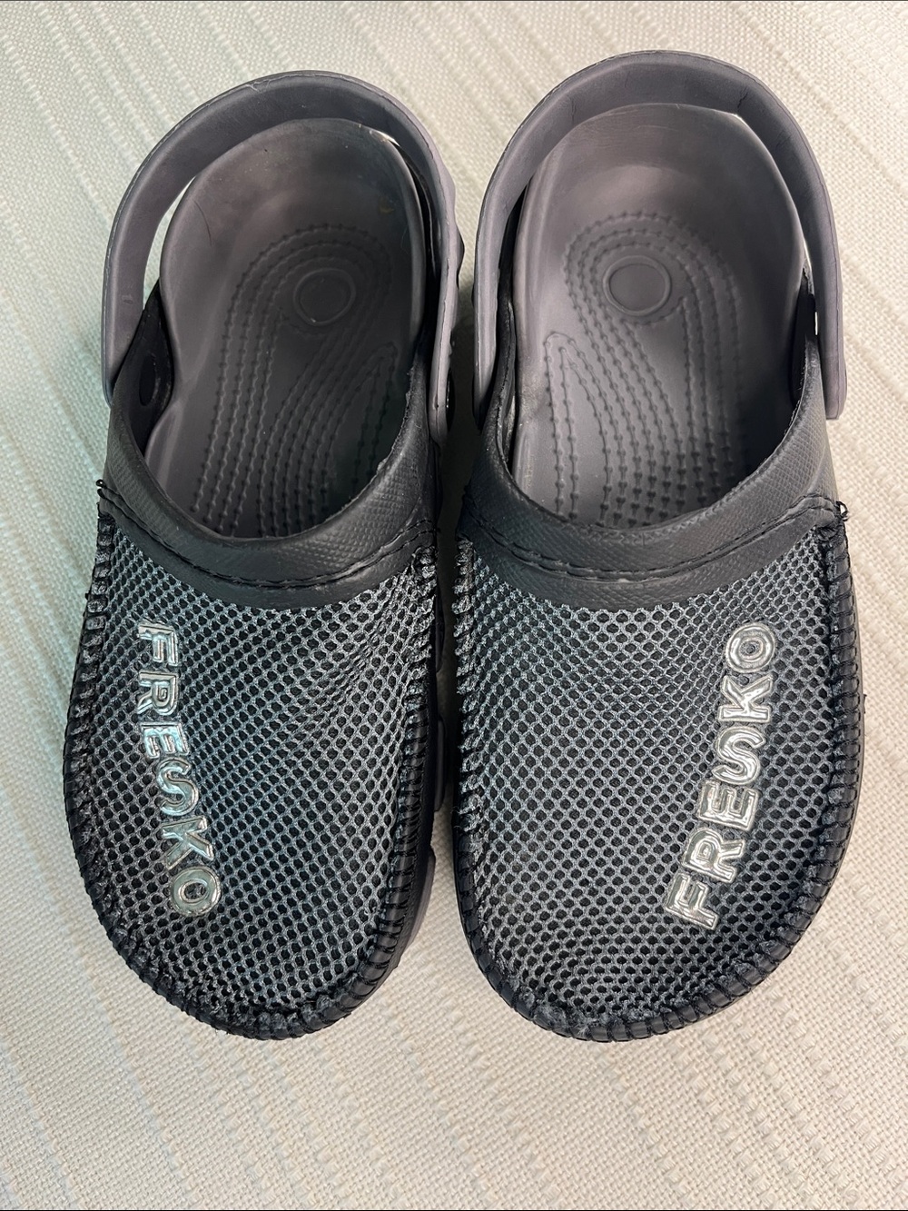 Fresko Slip-On Mesh Clogs in Black & Gray, silver logo, EU size 40 =9 woman